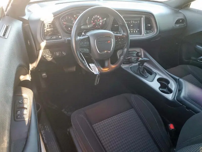 2023 DODGE CHALLENGER SXT  