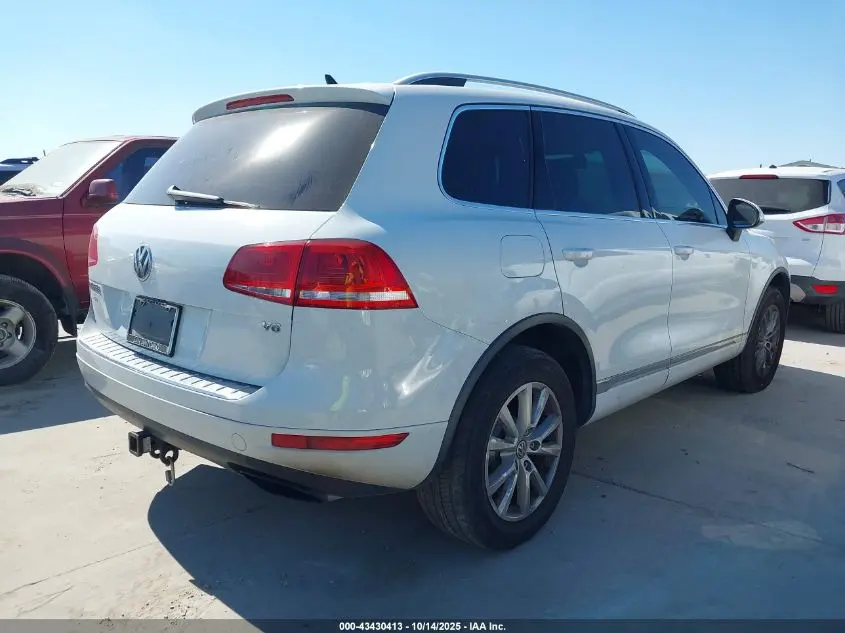 2013 VOLKSWAGEN TOUAREG VR6 SPORT