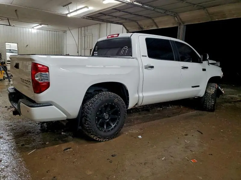 2018 TOYOTA TUNDRA CREWMAX LIMITED  