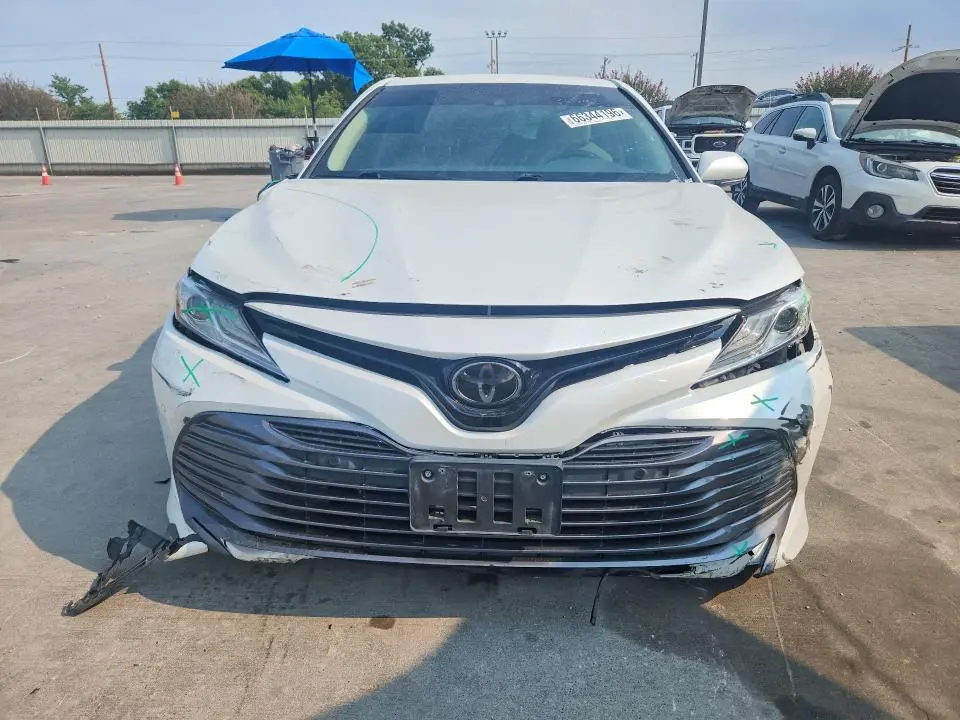 2018 TOYOTA CAMRY XLE  