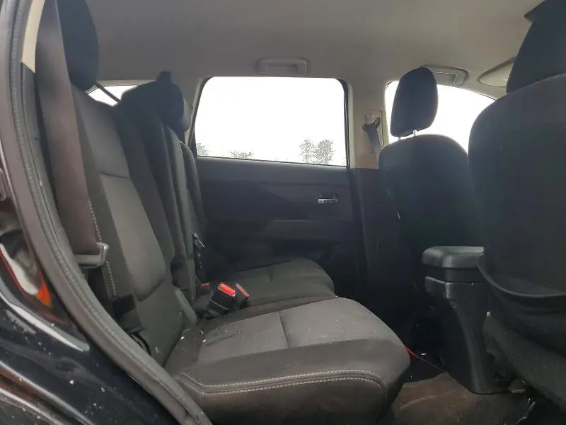 2018 MITSUBISHI OUTLANDER ES  