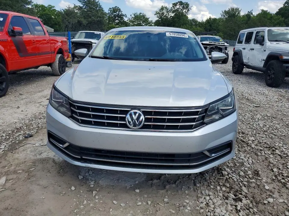 2016 VOLKSWAGEN PASSAT S  