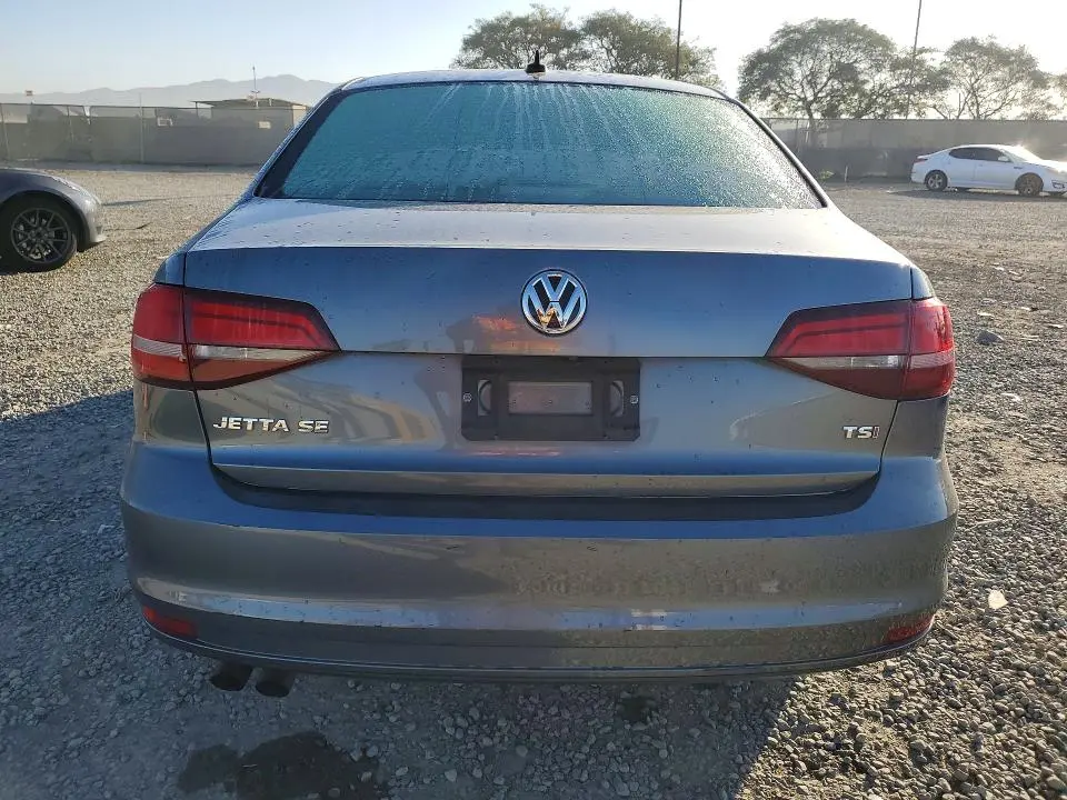 2017 VOLKSWAGEN JETTA SE  