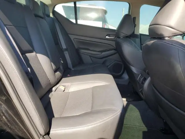 2023 NISSAN ALTIMA SL  