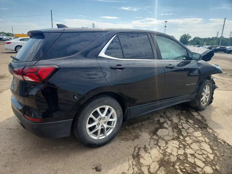 2022 CHEVROLET EQUINOX LT  