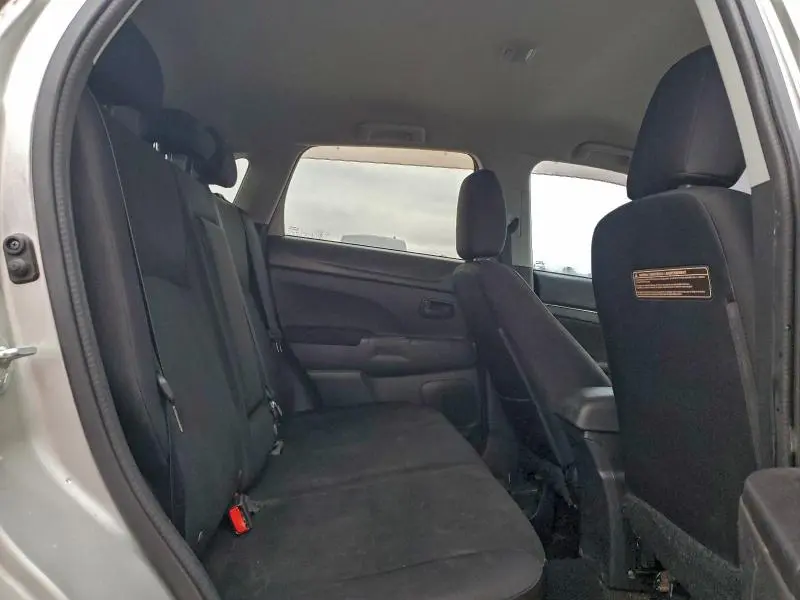 2014 MITSUBISHI OUTLANDER SPORT ES  