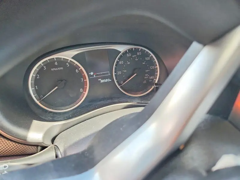 2022 NISSAN KICKS S  