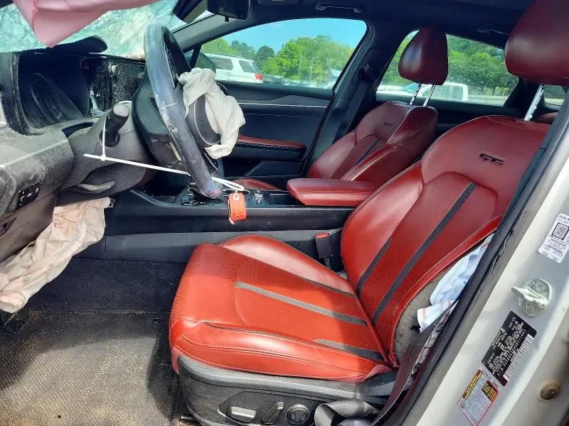 2022 KIA K5 GT LINE  