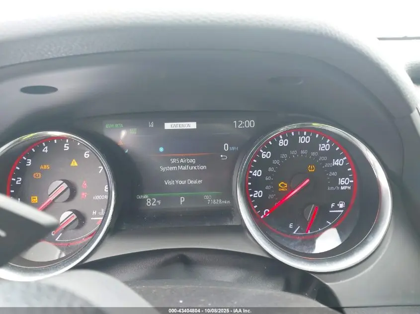 2019 TOYOTA CAMRY XSE