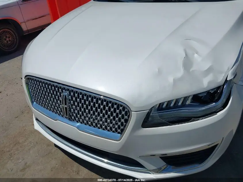 2017 LINCOLN MKZ RESERVE