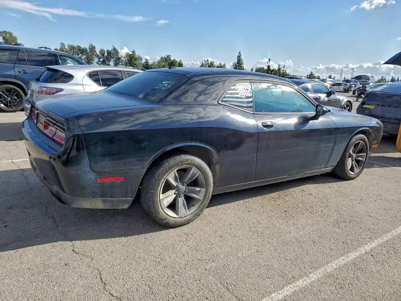 2016 DODGE CHALLENGER SXT  