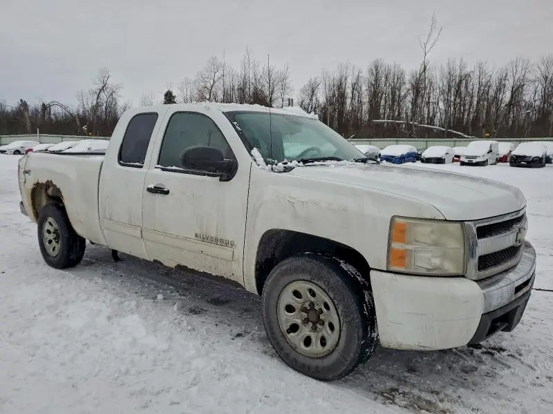 2011 CHEVROLET SILVERADO K1500 LS  