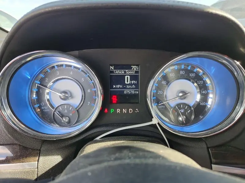 2011 CHRYSLER 300C   
