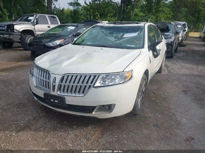 2012 LINCOLN MKZ  
