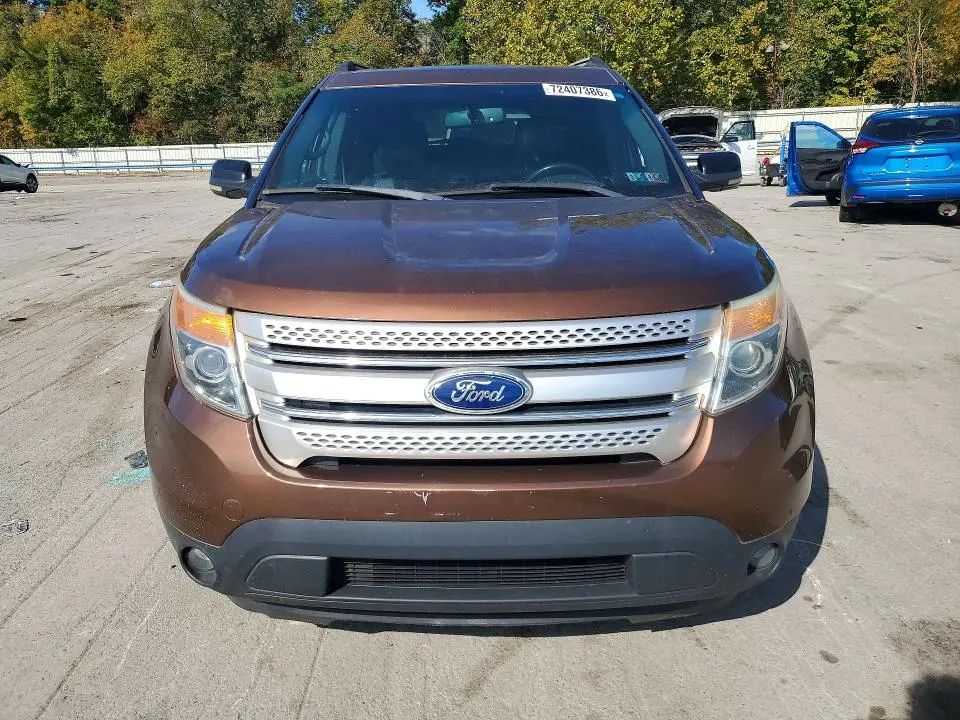 2011 FORD EXPLORER XLT  