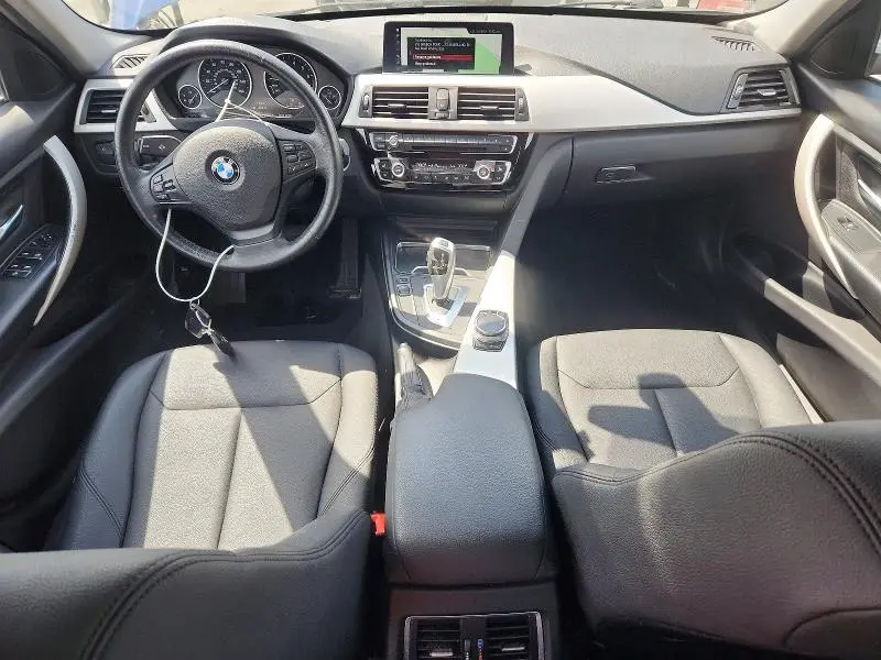 2018 BMW 320 XI  
