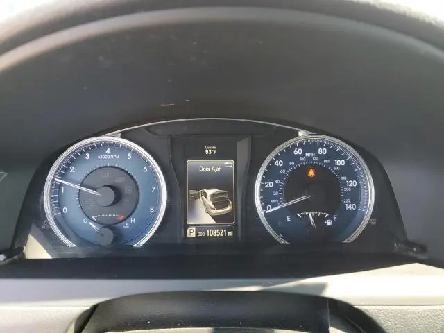2016 TOYOTA CAMRY LE  