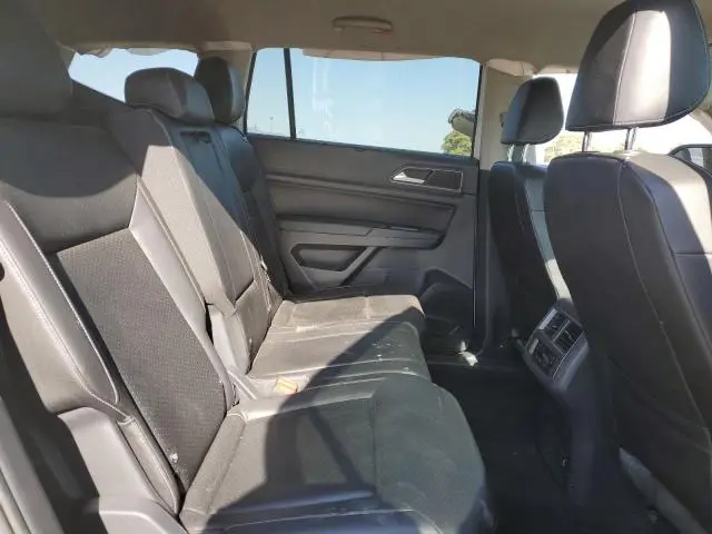 2018 VOLKSWAGEN ATLAS SE  