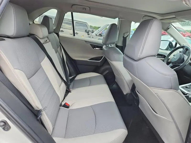2021 TOYOTA RAV4 LIMITED  