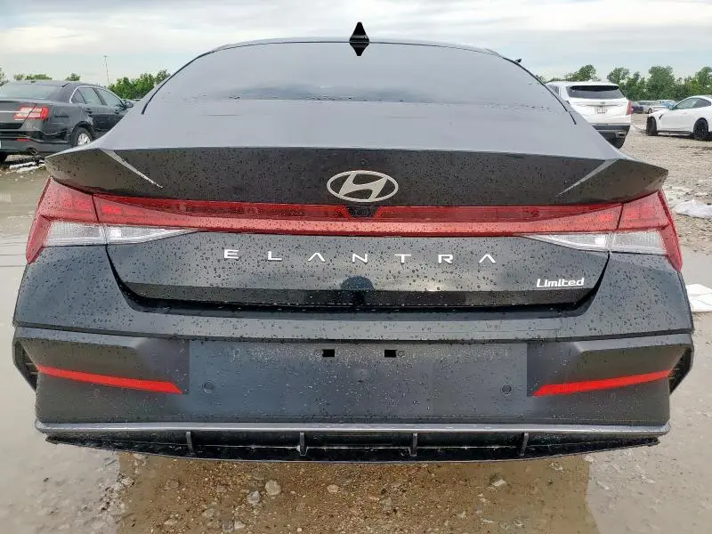 2024 HYUNDAI ELANTRA LIMITED  