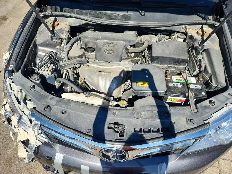 2013 TOYOTA CAMRY XLE  