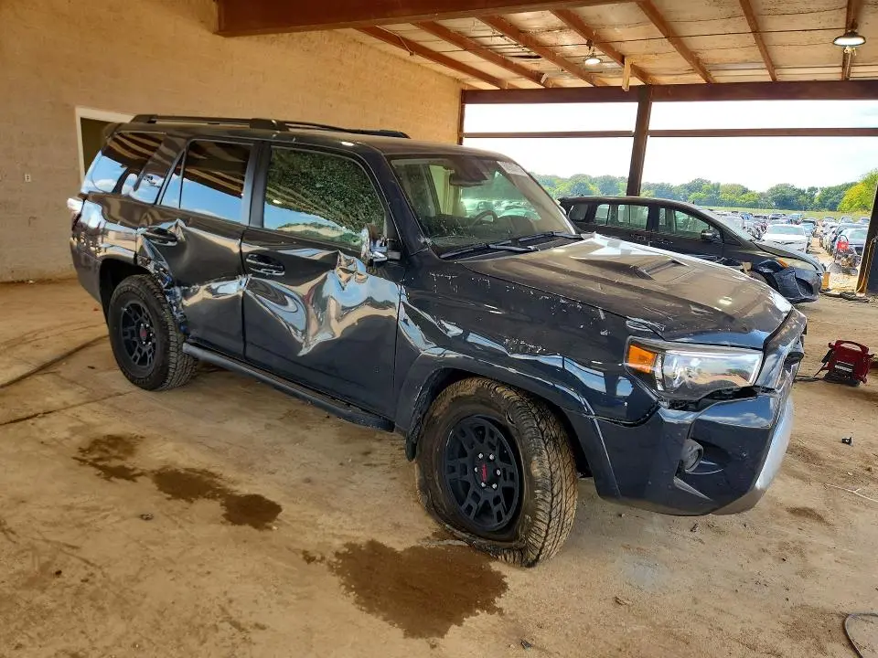 2024 TOYOTA 4RUNNER TRD OFF-ROAD PREMIUM  