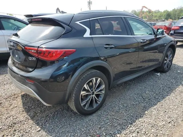 2017 INFINITI QX30 BASE  