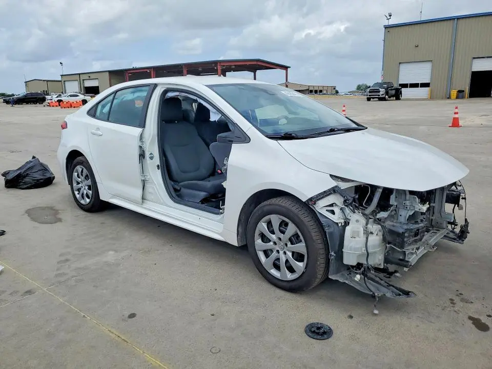 2021 TOYOTA COROLLA   