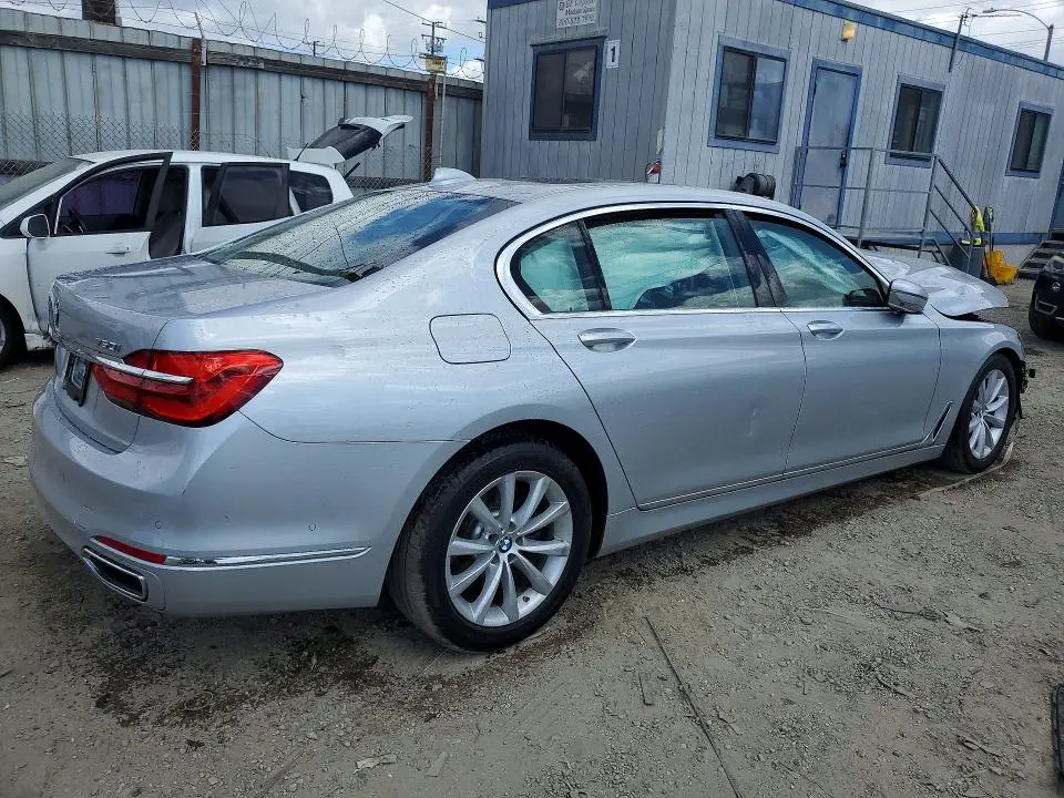 2018 BMW 750 I  