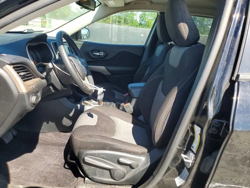 2017 JEEP CHEROKEE SPORT  