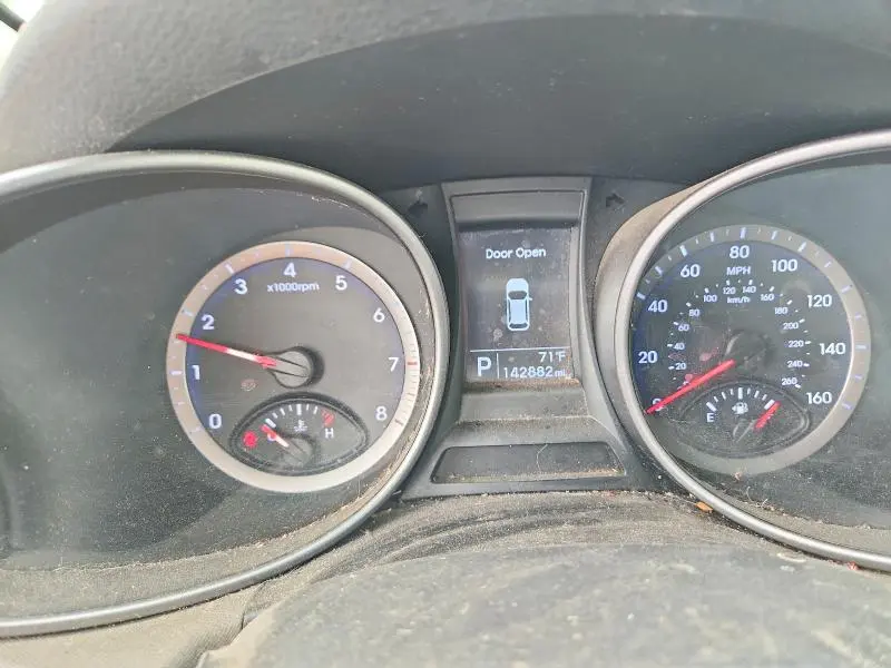 2013 HYUNDAI SANTA FE GLS  