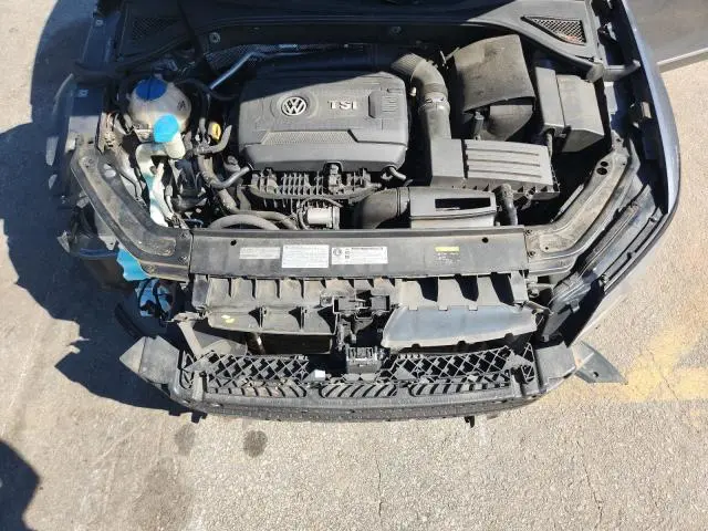 2017 VOLKSWAGEN PASSAT SE  