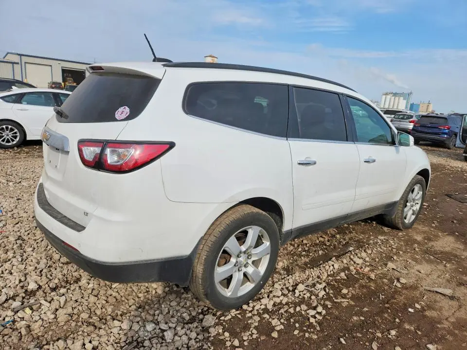 2017 CHEVROLET TRAVERSE LT  