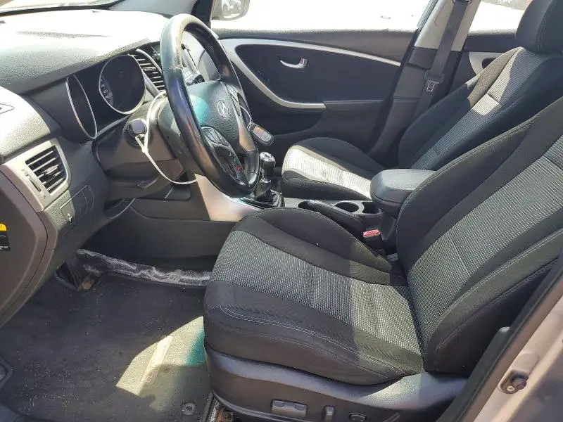 2016 HYUNDAI ELANTRA GT BASE  