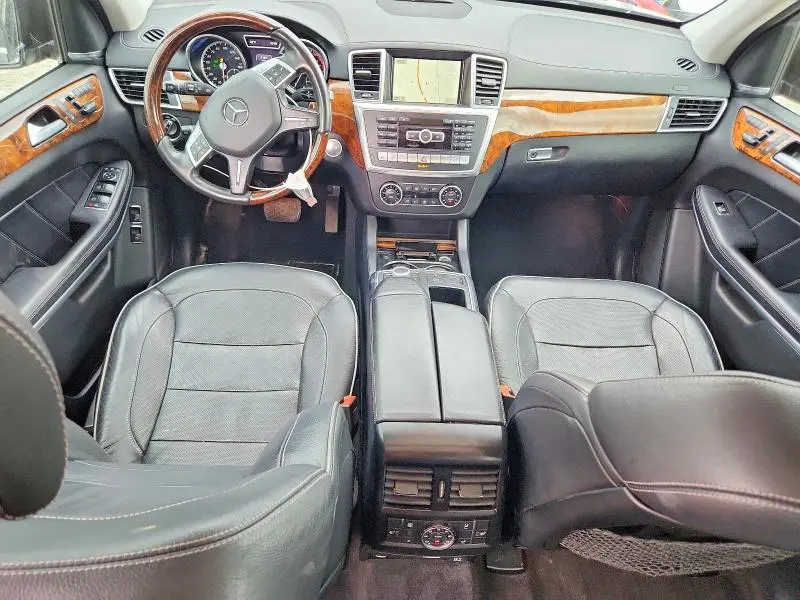 2014 MERCEDES-BENZ GL 550 4MATIC  