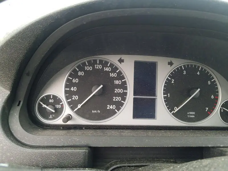 2011 MERCEDES-BENZ B200   