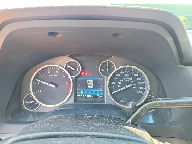 2017 TOYOTA TUNDRA SR5  