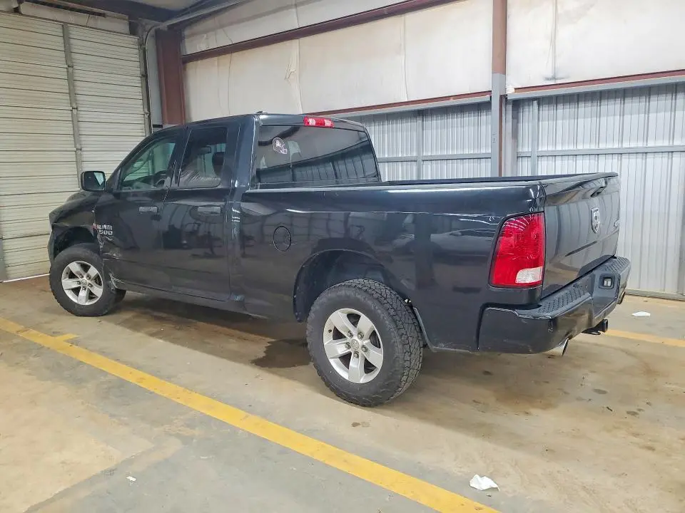 2016 RAM 1500 ST  