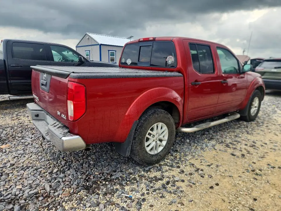 2017 NISSAN FRONTIER SV  