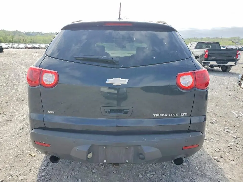 2010 CHEVROLET TRAVERSE LTZ  