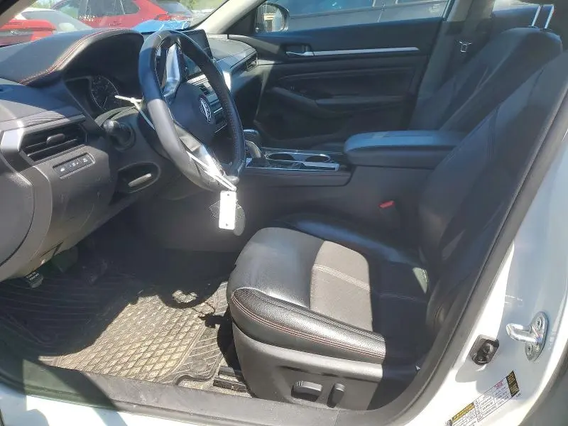 2023 NISSAN ALTIMA SR  
