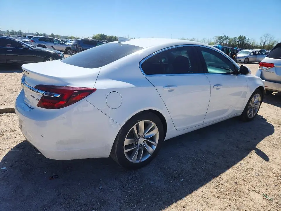 2017 BUICK REGAL   
