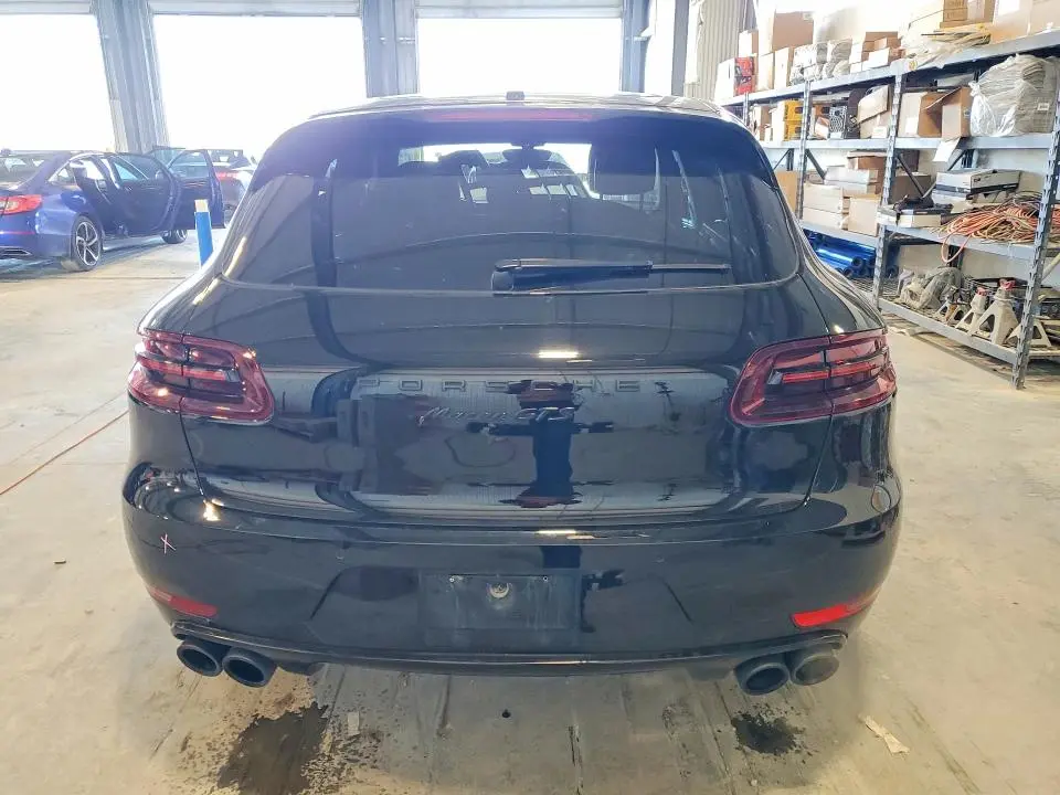 2017 PORSCHE MACAN GTS  