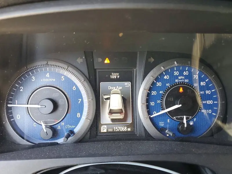 2016 TOYOTA SIENNA XLE 8-PASSENGER  