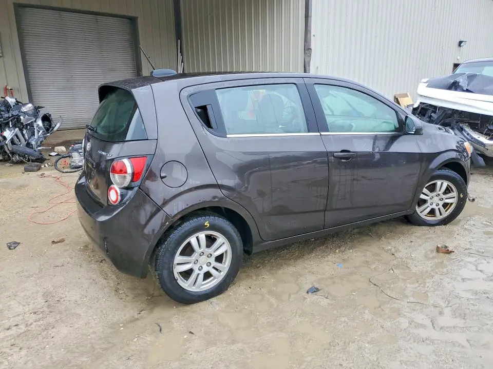 2015 CHEVROLET SONIC LT  