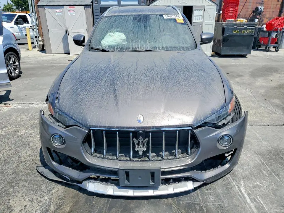 2017 MASERATI LEVANTE S SPORT  