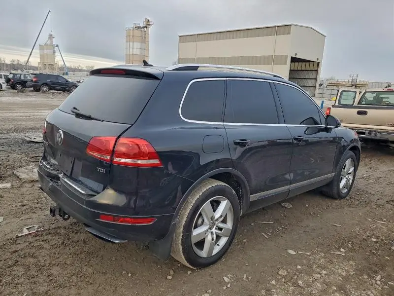 2014 VOLKSWAGEN TOUAREG V6 TDI  