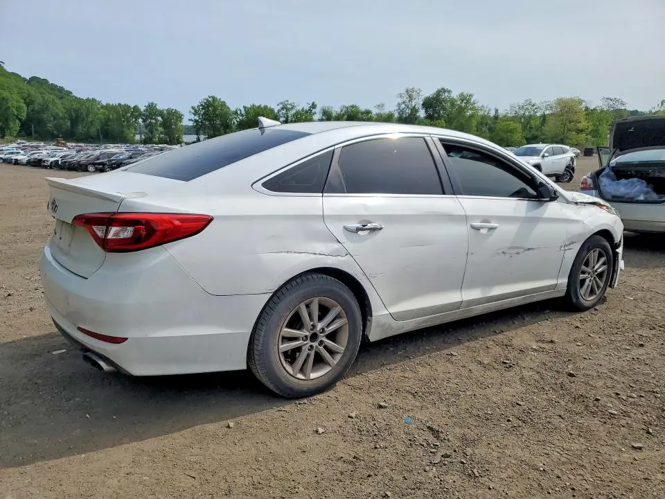 2016 HYUNDAI SONATA SE  