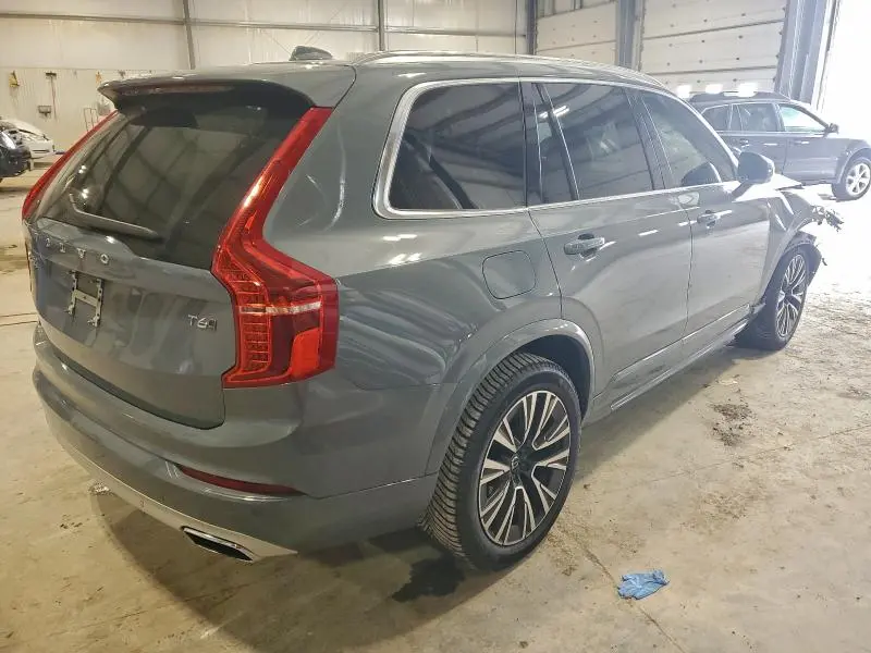 2020 VOLVO XC90 T6 MOMENTUM  