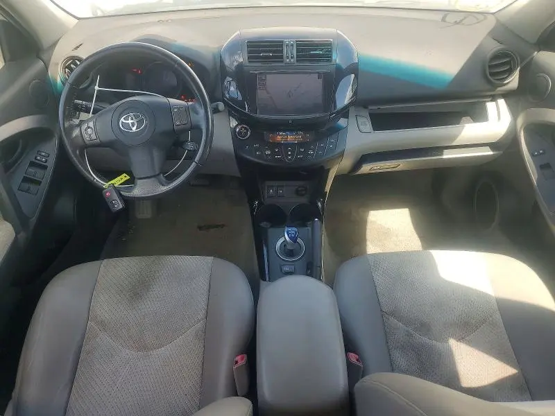 2013 TOYOTA RAV4 EV BASE  